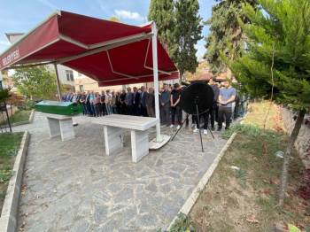 Belediye Meclisi Üyesi Mehmet Bölükbaşı Gözyaşları Arasında Toprağa Verildi
