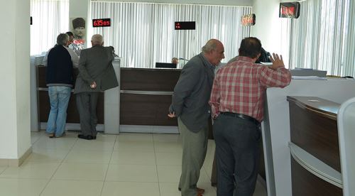 Belediyede vezneler hafta sonu da açık
