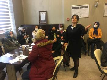 Belediyeden "Sanayide Kadın Eli" Projesine Destek
