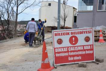 Belediyeden Bakım Onarım Çalışması
