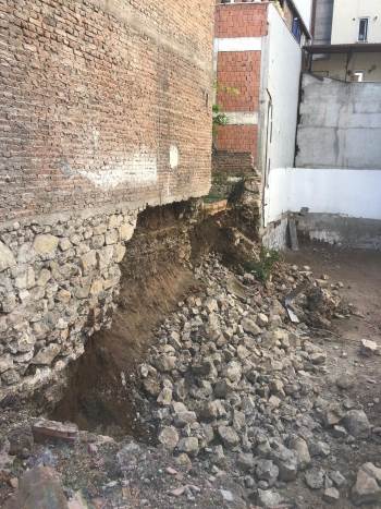 Belediyeden Toprak Kayması Yaşanan Alan Hakkında Açıklama
