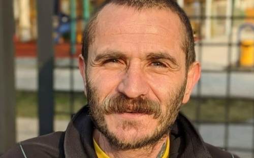 Benekli Ayhan (Ayhan Koç) kimdir?