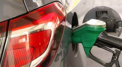 Benzin fiyatları bu geceden itibaren...