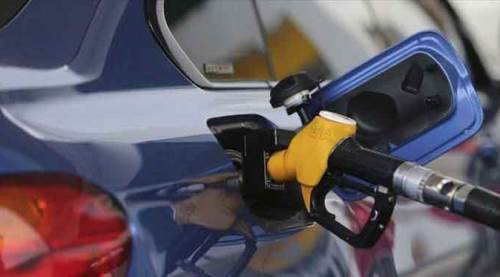 Benzin ve motorine zam! Bu geceden itibaren...