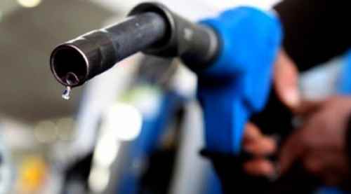 Benzin ve motorine zam geldi