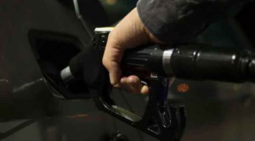 Benzinde bir indirim daha! İşte benzin fiyatında son durum...