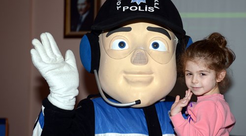 BERGÜZAR KOREL'İN ALBÜMÜ