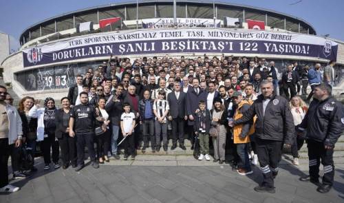 Beşiktaş'ta bayram coşkusu: Tüpraş Stadyumu'nda geleneksel tören