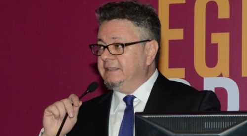 BEYİN CERRAHLARI ESKİŞEHİR'DE