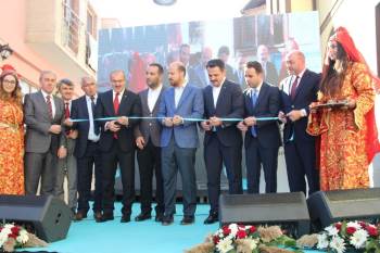 Bilal Erdoğan Tügva Kütahya İl Temsilciliğinin Açılışını Yaptı
