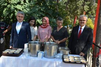 Bilecik Adliyesi’Nden Aşure İkramı
