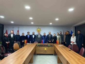 Bilecik Ak Parti’De Birlik Beraberlik Mesajı
