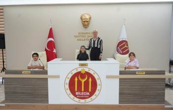 Bilecik Belediyesine 90 Milyon Ek Bütçe Oy Çokluğu İle Kabul Edildi
