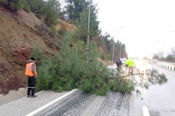Bilecik-Bozüyük Karayolunda Heyelan
