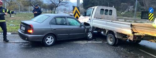Bilecik-Eskişehir yolunda korkutan kaza: 5 yaralı!