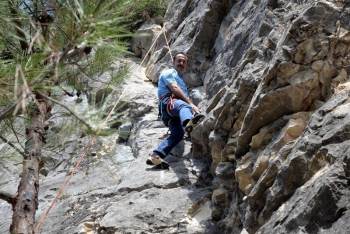 Bilecik’İn Tanıtımı İçin Sarp Kayalıklara Tırmandılar

