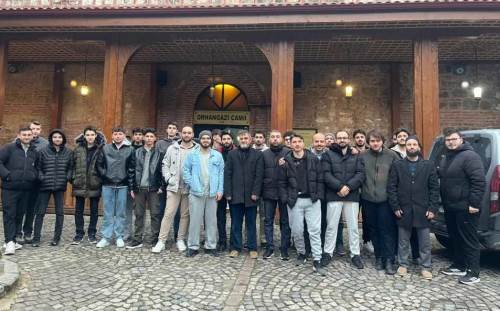 Bilecik KYK öğrencileri sabah namazında buluştu