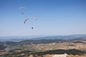 Bilecik Meryem Dağı’Nda ‘Tandem Uçuş’ İle Bir İlke İmza Atıldı
