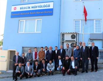 Bilecik Müftülüğü Personeli Kahvaltıda Buluştu

