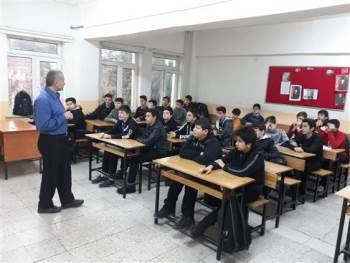 Bilecik Müftülüğünden “Gençliğe Değer” Konferansları
