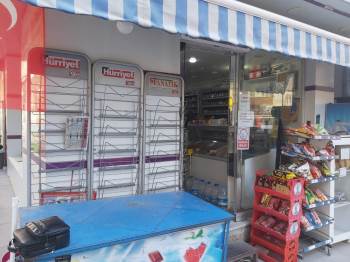 Bilecik Saat 09.30’Dan Sonra Gazete Okudu
