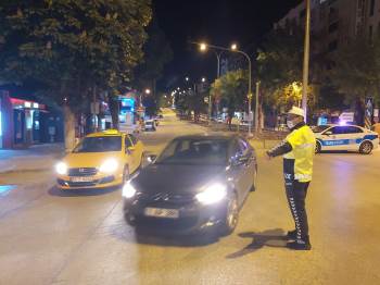 Bilecik Sokaklarında Adeta Kuş Uçmadı
