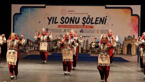 Bilecik'te ‘Eğitim Başarı Ödülleri Töreni' coşkuyla gerçekleştirildi
