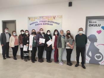 Bilecik’Te ’Gebe Okulu’Nun Son Mezunlarına Katılım Belgeleri Verildi
