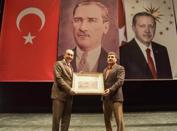 Bilecik’Te ‘Mehmet Akif’İ Ve İstiklal Marşını Anlama’ Konferansı Düzenlendi
