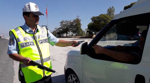 Bilecik'te 10 araca toplam bin 80 lira ceza