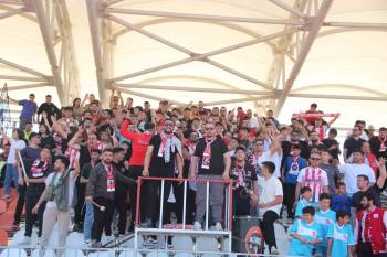 Bilecik’Te 14 Taraftarlara Seyirden Men Cezası Verildi
