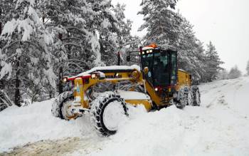 Bilecik’Te 18 Köy Yolu Kardan Ulaşıma Kapandı
