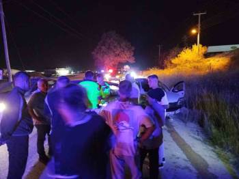 Bilecik’Te 2 Araç Çarpıştı: 2 Yaralı
