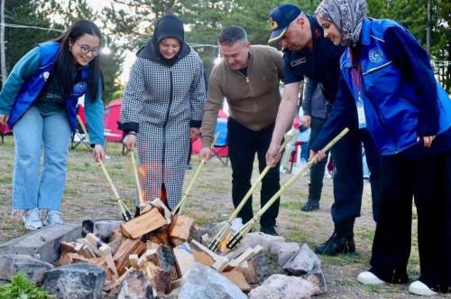 Bilecik’te 250 üniversite öğrencisiyle ‘Gençlik Ateşi’ yakıldı