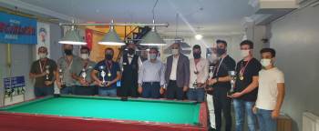 Bilecik’Te 8 Top Ve 3 Bant Bilardo Turnuvası Yapıldı
