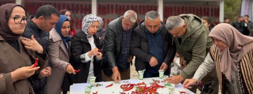 Bilecik’te acı biber festivali renkli görüntülere sahne oldu