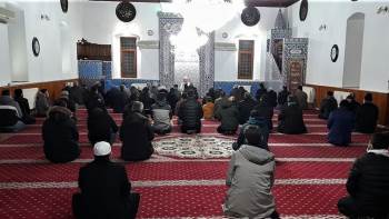 Bilecik’Te Camiler Doldu Taştı
