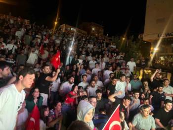 Bilecik’Te Çeyrek Final Coşkusu
