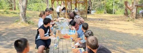 Bilecik’te çocuklar doğanın tadını çıkardı