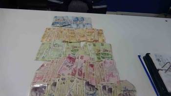 Bilecik’Te Dilencilerin Üzerinden Çıkan Para Şoke Etti
