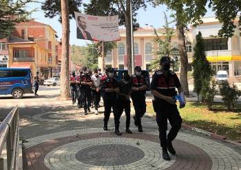 Bilecik’Te Dolandırdılar, İstanbul’Da Yakalandılar
