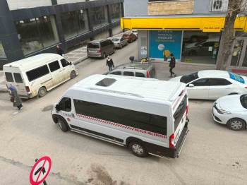 Bilecik’Te Duyarsız Sürücüler Trafiği Kilitlemeye Devam Ediyor
