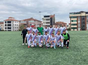 Bilecik’Te Futbol Maçı Hakem Olmaması Nedeniyle İkinci Kez Ertelendi
