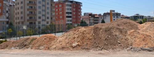 Bilecik’te hafriyat isyanı: Yol kenarları moloz yığınına döndü