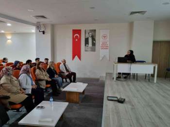 Bilecik’Te Hastane Personeline Eğitim Verildi
