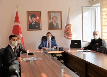 Bilecik’Te Korona Virüs Tedbirleri Toplantısı Yapıldı
