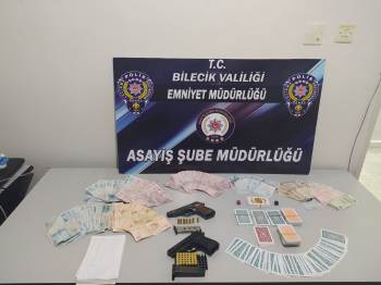 Bilecik’Te Kumar Baskını, 7 Kişi Gözaltına Alındı
