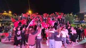 Bilecik’Te Milli Maç Coşkusu
