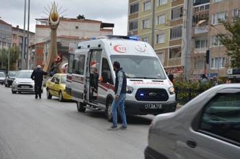 Bilecik’Te Otomobil Yayaya Çarptı
