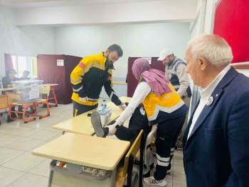 Bilecik’Te Sandık Müşahidi Baygınlık Geçirdi
